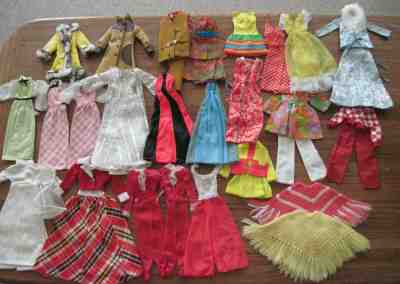Barbie and Ken Clothing and accessories - large lot