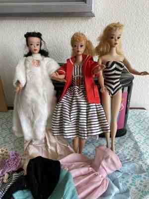 Vintage Mattel 1958 Barbie Doll Lot of 3 w/ 1961 Ponytail Travel Case