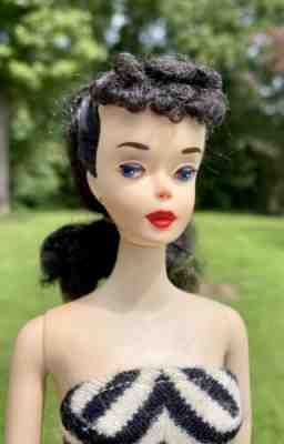 GORGEOUS All Original Vintage #3 Brunette Ponytail Barbie TM Box Stand 1959 1960