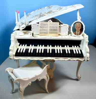 FANTASTIC BARBIE VINTAGE 1964 SUZY GOOSE GRAND PIANO EXTRA CLEAN & ORIGINAL!