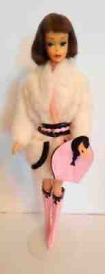 Vintage Brunette European American Girl Barbie rare