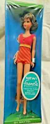 VINTAGE BARBIE 1965 FRANCIE #1170 NRFB BRUNETTE TNT WRIST TAG AND STAND