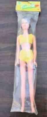 VINTAGE ORIGINAL 1974 BARBIE FRANCIE DOLL MINT IN ORIGINAL BAGGY RARE