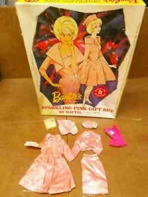 Stunning Vintage Estate Barbie Mattel Original Sparkling Pink Gift Set 1011 8pcs