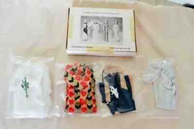 MINT VINTAGE BARBIE MONTGOMERY WARDS CROWD MEGO CHER FASHIONS BLUE STREAK ETC