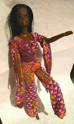 VERY HTF Barbie LIVE ACTION CHRISTIE 1972 in ORIGINAL OUTFIT Very Good Condition