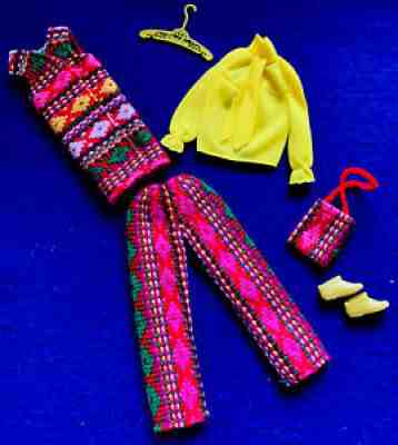 Vintage Barbie In Stitches #3432 HTF - Pristine & Complete No Play! AWESOME!