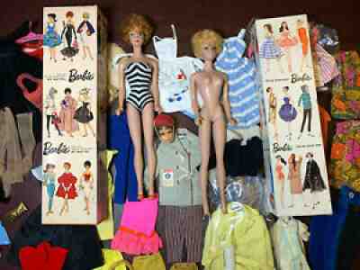 VTG LOT 1960 BARBIE BUBBLECUT 850 W/ ORIGINAL BOX+ CLOTHES OUTFITS ACCESSORIES