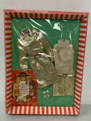 VINTAGE BARBIE INTRIGUE OUTFIT NRFB 1470