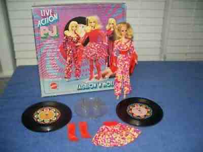 Rare Vintage 1971 Live Action P.J. Doll Fashion 'N Motion Set w/ 45 rpm Records