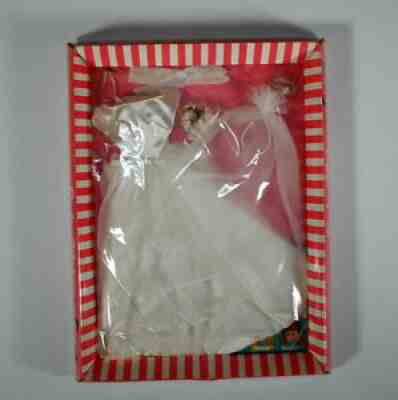 Vintage Barbie Bride's Dream #947 NRFB Sealed Mattel Wedding Outfit Doll