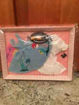 Vintage Barbie Friday Night Date #979 NRFB