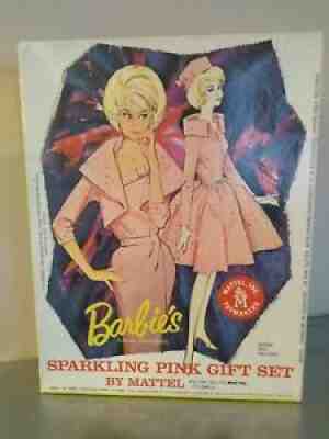 1963 VINTAGE BARBIE SPARKLING PINK GIFT SET BOX AND CLOTHTING, NO DOLL INCLUDED