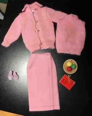 VINTAGE 1964 Barbie Knitting Pretty RARE- â??PRETTY IN PINKâ? EXC-COND NO HOLES!