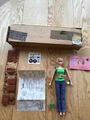 Vintage Busy Hands Francie 1971 Mattel Barbie Wrist Tag Complete Accessories+Box