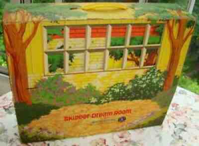 MATTEL 1964 Barbie SKIPPER DREAM ROOM RARE CARDBOARD DOLL HOUSE Nice & Complete!