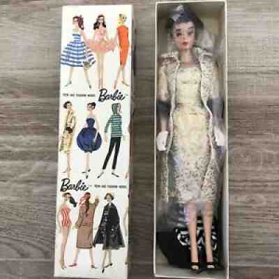 Vintage Barbie 850 Brunette Teen Age Fashion Model Doll with Pedestal