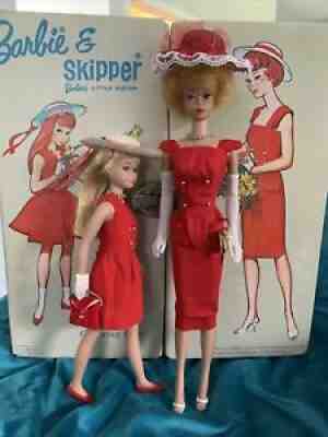 Vintage HTF Tan Barbie/Skipper Carrying Case plus dolls, clothes & accessories