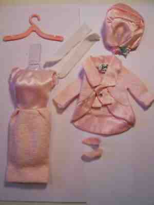 Barbie FASHION LUNCHEON #1656 1966 Vintage Fashion Pink Japan Pumps