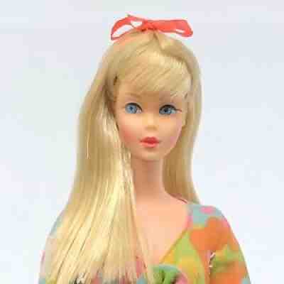 Vintage Barbie TNT - GORGEOUS Pale Blonde - Japan - Swimsuit - Flower Wower