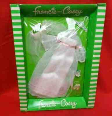 VINTAGE MATTEL BARBIE: FRANCIE & CASEY WEDDING WHIRL #1244 MOC NRFB
