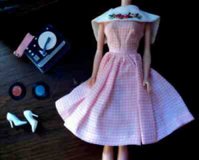 #1626 BARBIE DANCING DOLL COMPLETE ~ NEAR MINT W/ SPIKES ~~~ 60'S RARE FIND ~