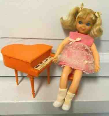Vintage 1966 Mattel Barbie Tutti Doll RARE #3555 Melody in Pink Gift Set