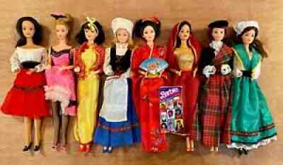 Dolls of the World Barbies Lot Of 8 Dolls. Sweden, Japan, India, Ireland 1980s