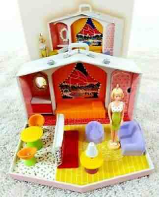 2007 Barbie Family Deluxe House Hallmark Christmas Ornament Doll Orig Box