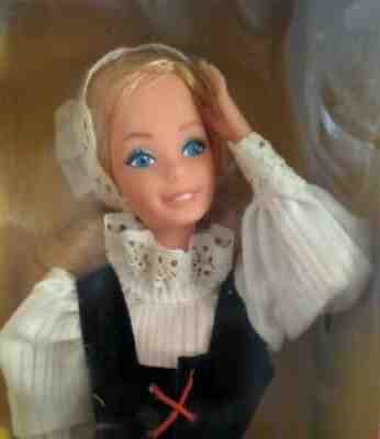 1982 Mattel Sweden Swedish Barbie Doll #4032 Used In Box