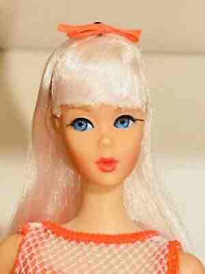 Beautiful Vintage Mod 1967 Platinum Blonde Twist N Turn TNT Barbie 1160 Japan