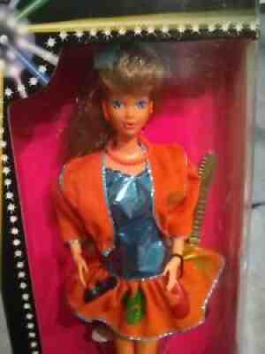 Barbie e os Roqueiros (1987) & Barbie and the Rockers (198…