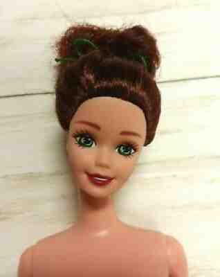 Vintage 1996 Hallmark "Yuletide Romance" Barbie Doll Red Hair TNT Superstar Nude