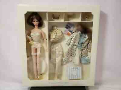 CONTINENTAL HOLIDAY SILKSTONE BARBIE DOLL GIFTSET 2001 LIMITED ED MATTEL 55497