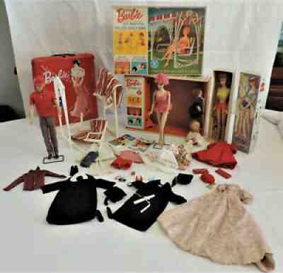 Miss Barbie 1964 with Swing, bendable legs and eyes that close with Ken & Midge