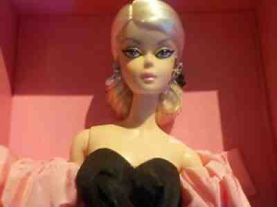 2019 SILKSTONE TRIBUTE BEAUTY QUEEN ROME RFDC CONVENTION LE 150 NRFB