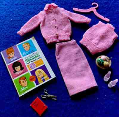 Vintage Barbie 1964 Fashion Knitting Pretty Rare Pink Version. Mint-No Holes!!