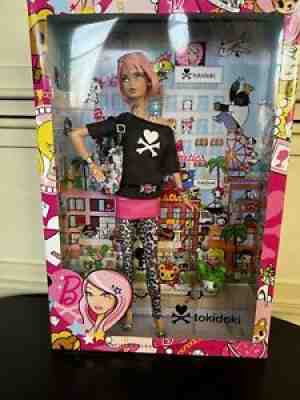 Tokidoki Barbie 2011 Original Gold Label T7939 NRFB NEW Only 7400 Made