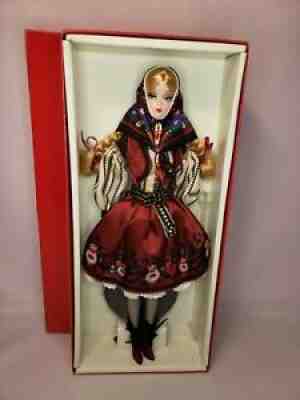 MILA SILKSTONE BARBIE DOLL 2010 GOLD LABEL MATTEL T7672 NRFB