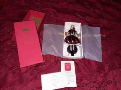 Silkstone Barbie Doll "Mila" 2010 Gold Label MATTEL- T7672 NRFB