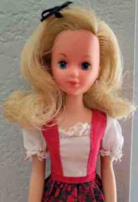 Beautiful 1972 Vintage Straight Leg Pink Face German Francie Doll in Busy Dress