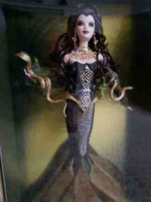 Barbie doll as Medusa 2008 Gold Label/ Original Mattel Shipping Box Magazine COA