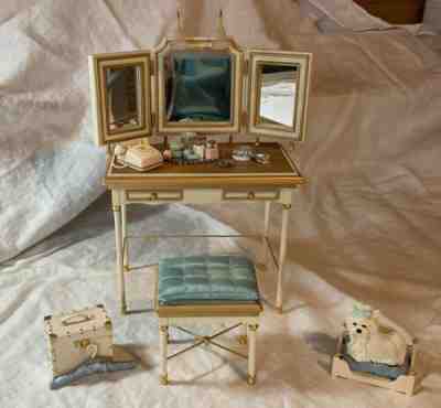 2004 Barbie Fashion Model Collection Silkstone Vanity