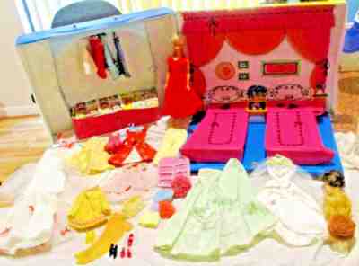 LOT Vintage 1966 Platinum TnT BARBIE w/clothes,shoes & Sleep n Keep Case & WIGS