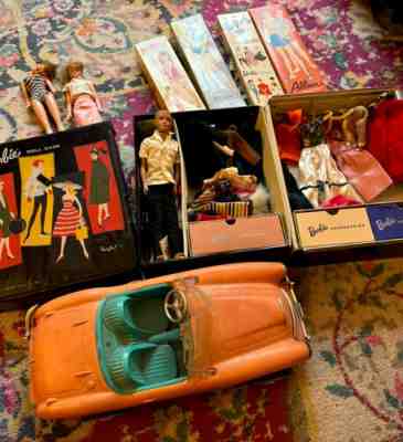 ORIGINAL 1960s Era vintage barbie DOLLS CLOTHES ACCESSORIES CORVETTE CAR