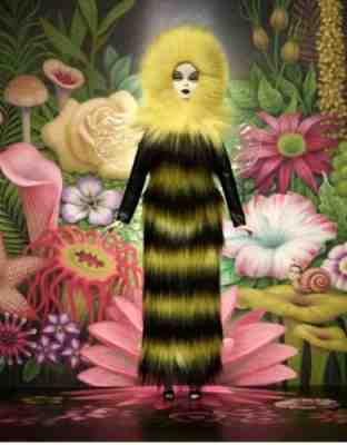 MARK RYDEN X BARBIE BUMBLE BEE DOLL **BOX SIGNED BY ARTIST** MATTEL NIBÂ 