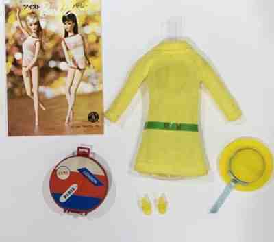 BARBIE Japanese Exclusive #2614 Yellow Knit Dress With Accessories