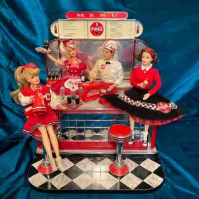 BARBIE Collector ED Coca-Cola Soda Fountain & 4 DOLLS ACCESS~USED 4 DISPLAY ONLY