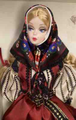 MATTEL RARE SILKSTONE BARBIE DOLL MILA T7672 Gold Label NRFB ~READ~