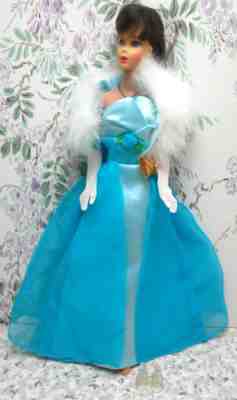 Vintage Barbie Fashion 1666 Debutante Ball Complete Outfit EUC C4